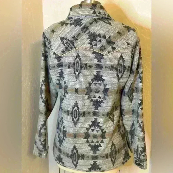 Cruel Denim Women’s Size Medium Gray Aztec Print Jacket Concho Buttons Western - Picture 6 of 12